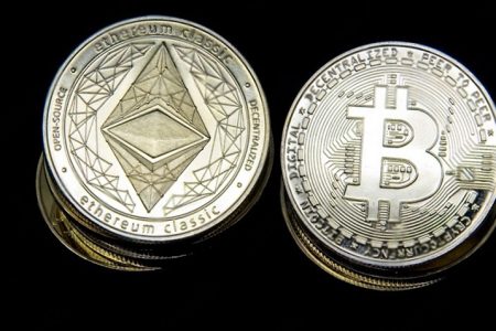 بیت‌کوین یا اتریوم، کدام پیشتاز است؟