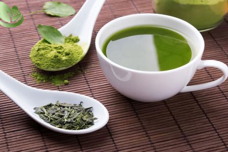 چای سبز ماچا؛ راه‌حلی برای بهبود خواب در افراد مسن