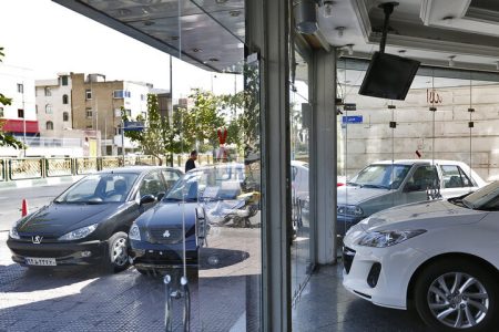 بازار خودرو به کما رفت؛ قیمت سمند، پژو، پراید و ساینا چند؟ + جدول