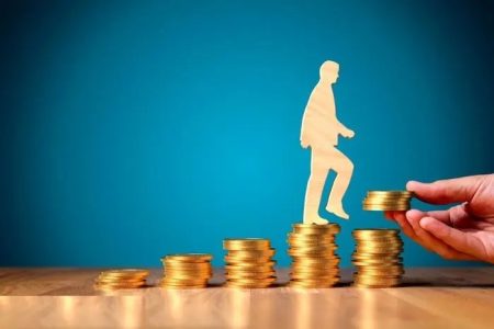 حداقل حقوق ۱۴۰۴ کدام افراد ۱۳ میلیون تومان شد؟جزئیات
