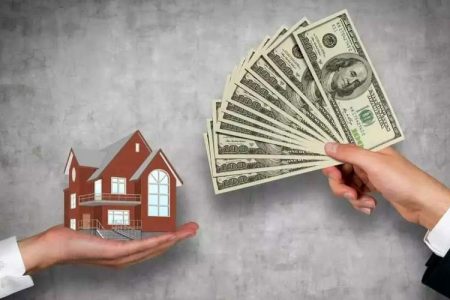 جهش قیمت در بازار مسکن؛ آیا افزایش دلار قیمت خانه‌ها را بالا می‌برد؟