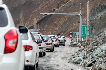 وضعیت ترافیکی امروز (۱۳ آذر) در جاده چالوس+محورهای مسدود و بارانی