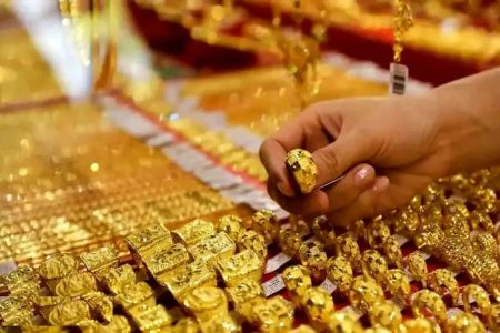 قیمت سکه و طلا امروز (۴ دی) در مدار صعود؛ حباب چقدر شد؟+جدول