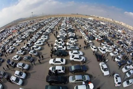 ثبات بازار خودرو در روز متلاطم ارز و طلا