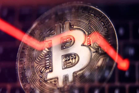 سقوط به کانال ۹۲ هزار دلار قیمت بیت‌کوین
