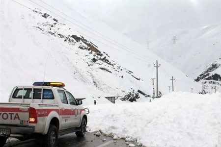 سقوط بهمن در جاده چالوس و هشدار جدی پلیس راه