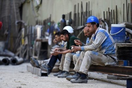 اعلام حقوق ۱۴۰۴ کارگران؛ حداقل دستمزد ۱۳.۹ میلیون تومان شد