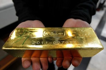 طلا جهانی باز هم سقوط کرد؛ قیمت اونس چند دلار شد؟