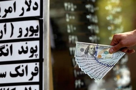 قیمت دلار پایین، هزینه‌ها بالا؛ تناقض تورمی بازار ایران