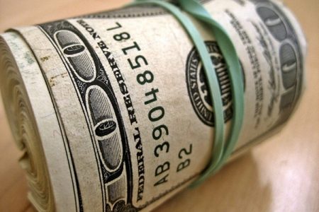 امروز در بازار ارز تجاری؛ جهش قیمت دلار و ریزش یورو