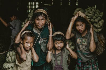 مرز باریک فقر و ثروت: جبر جغرافیایی یا اختیار انسانی؟