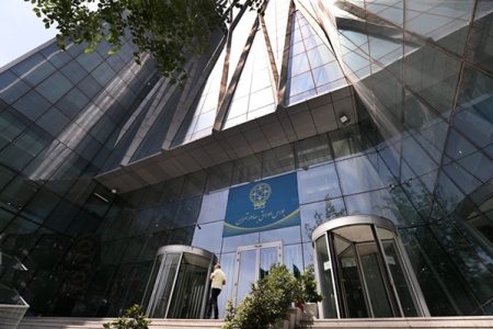 سقوط دلار و بورس؛ عزیمت سرمایه‌ها به صندوق‌های کم‌ریسک