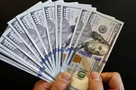 قیمت دلار به ۱۳۰ هزار تومان می‌رسد؟؛ جهش ارزی نزدیک است
