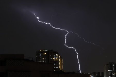 هواشناسی ۲۱ مرداد؛ طوفان ۴ روزه در راه تهران و این ۱۲ استان