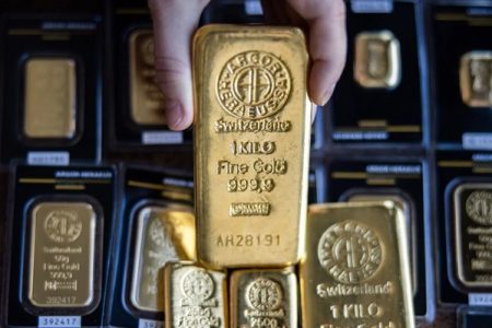 جهش تاریخی قیمت طلا ؛ شوک ترامپ با تعرفه سوئیسی