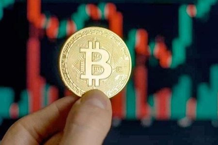 تا پایان سه‌ماهه سوم قیمت بیت‌کوین ۱۹۰ هزار دلار می‌شود؟