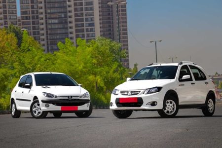 فرمول جدید قیمت خودرو ؛ ایران خودرو و سایپا چرتکه می‌اندارند