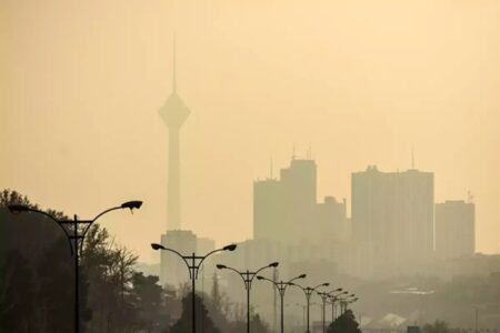 وضعیت نارنجی هوای آلوده برای گروه‌های حساس در تهران