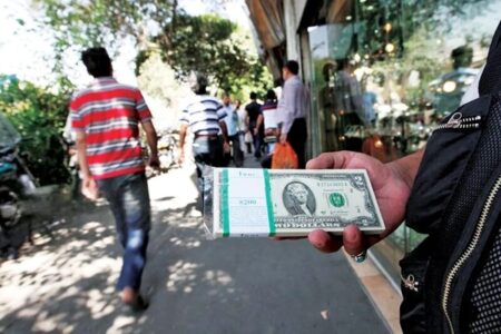 در هفتمین روز مهرماه؛ ثبات قیمت دلار آزاد در کانال ۱۱۰ هزار تومان