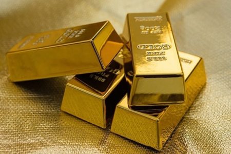 بی‌ثباتی قیمت طلا جهانی؛ هر اونس امروز چند دلار ارزان شد؟
