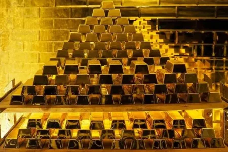 چرا بورس سقوط کرد ولی قیمت طلا اوج گرفت؟