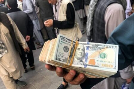 قطعی اینترنت در افغانستان بازار ارز ایران را بهم ریخت؛ چرا؟
