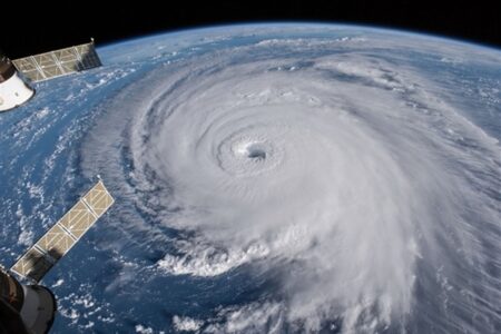 هواشناسی ۱۲ مهر؛ طوفان گرمسیری و هوای تابستانی در راه کشور