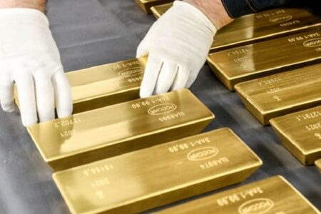 قیمت طلا جهانی رکورد زد؛ اونس از مرز ۳۹۰۰ دلار رد شد