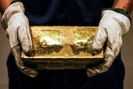 صعود بی‌وقفه قیمت طلا؛ منتظر سقوط تاریخی باشیم یا نباشیم؟