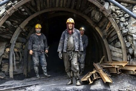 حداقل دستمزد در بن‌بست؛ دشمن محبوب کارگران