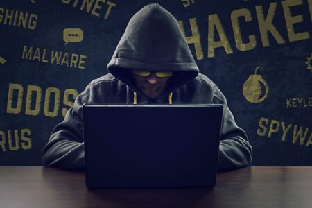 صرافی‌های ایرانی در تیررس هکرها؛ امنیت رمزارزها زیرذره‌بین