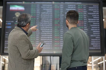 شوک همتی به بازار بورس؛ سقوط ۱۰۴ هزار واحدی شاخص کل