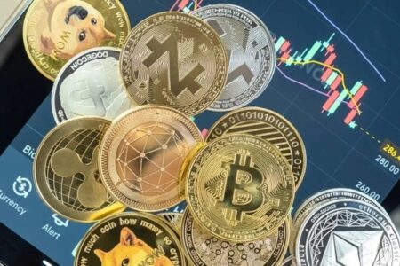 نبرد سرنوشت‌ساز بیت‌کوین؛ سقوط تا ۸۰ یا جهش به ۱۰۰ هزار دلار؟