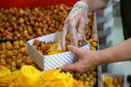 مصرف‌کننده در شوک؛ قیمت زولبیا و بامیه کیلویی نیم میلیون شد