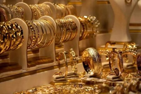 قیمت طلا در مدار ریزش؛ سکه چقدر ارزان شد؟