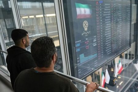 جهش ۶۴ هزار واحدی بازار سرمایه؛ بورس در آستانه کانال جدید