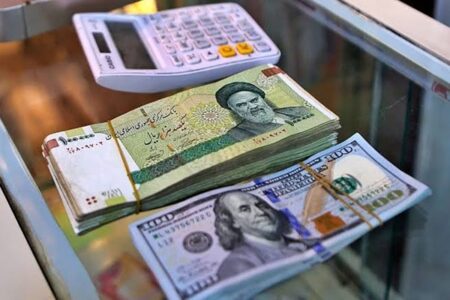 رکورد جدید قیمت دلار در مرکز مبادله؛ یورو چقدر گران شد؟