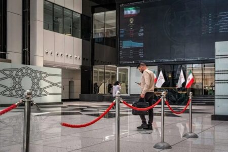 بورس تهران دوباره جهش کرد؛ شاخص کل ۶.۵ میلیون واحد شد