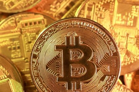 بازگشت «پول سخت» به بازار؛ بیت‌کوین و طلا دوباره درخشیدند