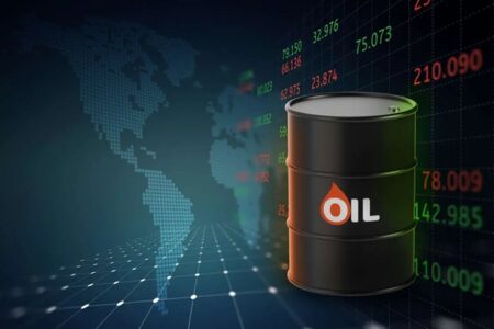 سقوط قیمت نفت؛ عقب‌نشینی ترامپ برنت را ۸۳ دلار کرد