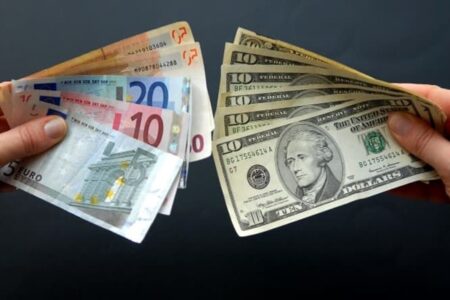 جدیدترین قیمت یورو و ارزهای خارجی؛ دلار ۱۸۵۹۰۰ تومان