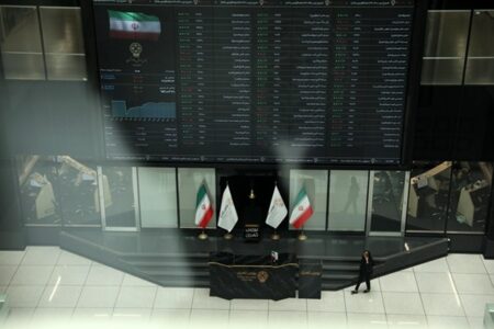 بورس تهران در مدار انفجار؛ شاخص کل ۷.۴۶ میلیون واحد شد