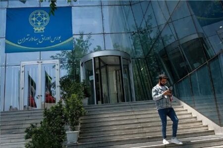 آغاز پرقدرت بورس تهران؛ شاخص کل ۷.۶ میلیون واحد شد