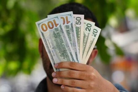 شوک به بازار ارز؛ جهش ۱۰ هزار تومانی قیمت دلار و یورو