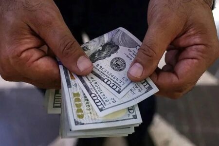 سقوط قیمت‌ها در بازار ارز؛ دلار و یورو چقدر ارزان شدند؟