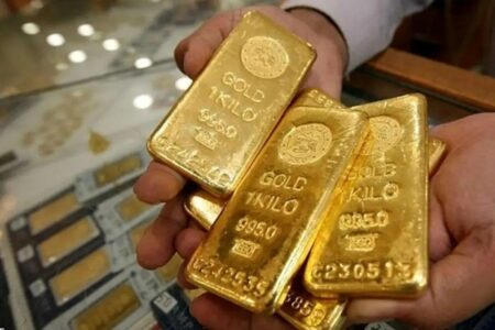 قیمت طلا باز هم سقوط کرد؛ اونس جهانی ۴۳۳۴ دلار شد