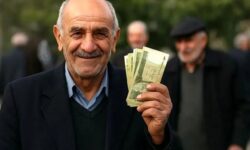 خبر مهم برای بازنشستگان؛ سه‌شنبه حساب‌تان را چک کنید