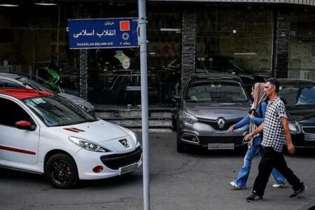 شوک به بازار خودرو؛ جهش ۲۰ میلیونی قیمت دنا و پژو ۲۰۷