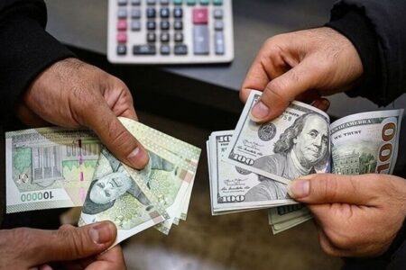بازار ارز با دلار ۲۷۱ هزار تومانی باز شد؛ عبور یورو از ۳۰۵ هزار تومان