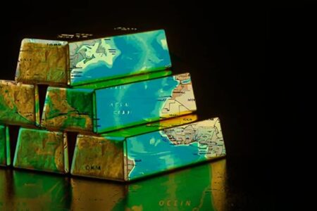 قیمت طلا دوباره جان گرفت؛ اونس به مرز ۴۲۰۰ دلار برگشت